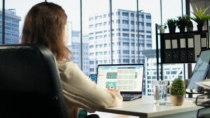 Procedimentos de Auditoria e Uso do Trabalho de Terceiros